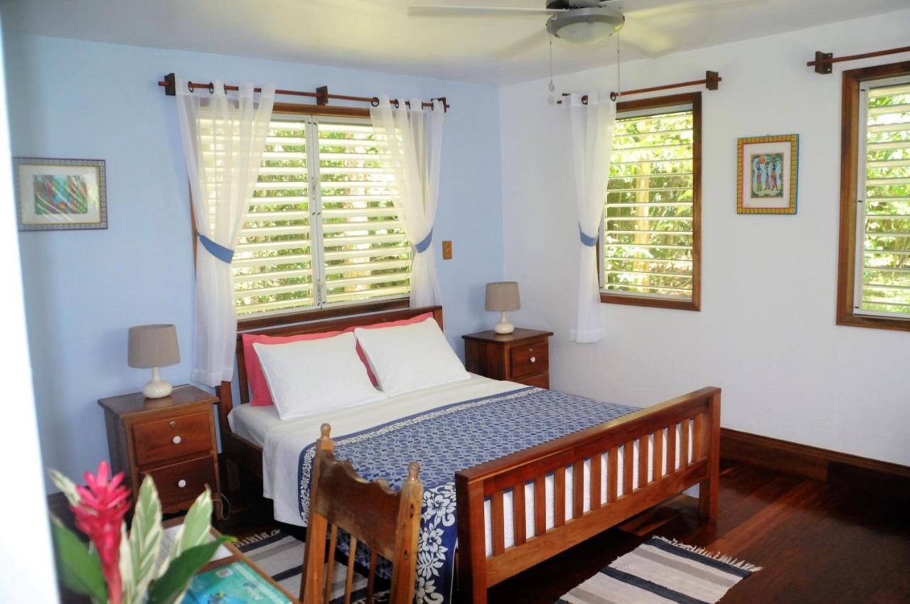 Hickatee Cottages, Belize, Central America Punta Gorda Exterior photo